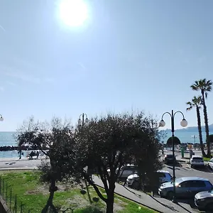 Incantevole Davanti Al Mare, Appartamento Chiavari